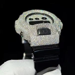 Montre numérique de luxe avec boîtier incrusté de diamants, bracelet carré en résine, unisexe, 41 mm, résistante à l'eau 20 m - Product Image 3