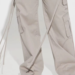 Pantalon cargo streetwear d'hiver pour femme avec poches latérales, couleurs et logo personnalisables, design imperméable de haute qualité, faible MOQ - Product Image 4