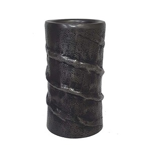 Portavelas Cilíndrico de Metal, Color Gris Oscuro, Superficie Texturizada, Decoración para el Hogar, Artesanía en Hierro Resistente - Product Image 6