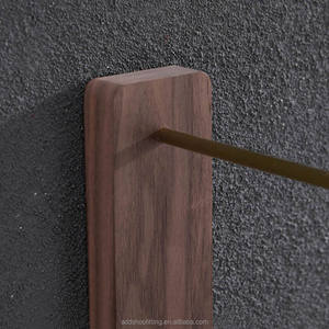 ไม้ทองชั้นวางเสื้อผ้าสำหรับผนัง - Product Image 4