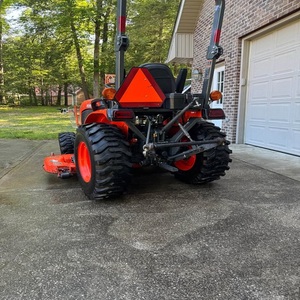 Venta al por Mayor de Tractor B2301 4WD con Motor Diésel, Caja de Cambios y Bomba para Agricultores, 42 HP, Alta Productividad y Fácil Mantenimiento - Product Image 5