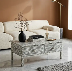 Mesa de centro rectangular estilo cascada con bordes redondeados, con un audazco diseño geométrico de azulejos en azul y blanco, al por mayor - Product Image 3