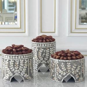 Phenomenal mother of <b>pearl</b> cake stand, charcoal floral seashell low tray display set with recessed <b>top</b> for banquets - Product Image 3