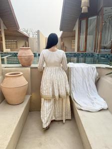 Ensemble ethnique classique CP Vichitra en soie Kurta Palazzo avec broderie riche en sequins et dupatta à dentelle sur quatre côtés (NW3098)-DC - Product Image 6