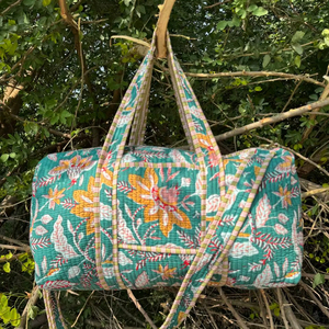 Bolsa de Viaje Acolchada de Algodón Resistente con Costuras Elegantes y Correa de Hombro Cómoda para Uso Diario - Product Image 1