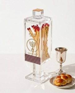Moderno y Elegante Porta Besamim de Acrílico/Lucite para Regalo de Janucá con Logotipo Personalizado - Product Image 1