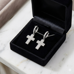 Joyería cristiana moderna de plata 925 con diamantes cultivados en laboratorio, aretes minimalistas con cruz de Jesús para unisex. - Product Image 5