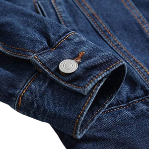 Jeans en denim de coton biologique pour hommes, OEM/ODM, couleur unie, délavage clair, très écologiques, élégants, confortables, pour le style urbain et les activités de plein air. - Product Image 4
