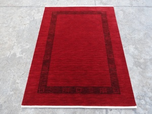 Tapis rectangulaire en laine tissé à la main à poils moyens, style contemporain Lori Gabbeh, bordure rouge, doux, absorbant, antidérapant, imperméable, pour la maison - Product Image 1