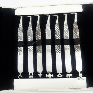 Estuche magnético blanco RMI para 14 pinzas de extensión de pestañas, kit de pinzas de acero inoxidable con agarre de diamante/diferentes estilos de base - Product Image 4