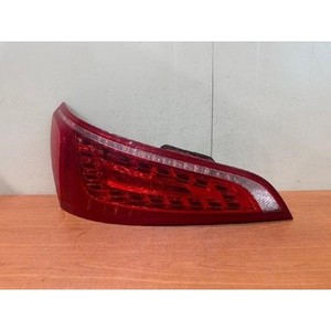 Feu arrière gauche d'occasion Q5 8R0945093A - Product Image 1