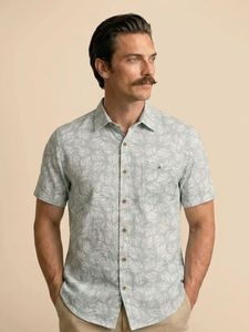 Enovate Men's Double Breasted Short Sleeve Casual Shirt <b>Light</b> Green <b>Leaf</b> Print Poplin Breathable Turn-down Collar Summer Style - Product Image 2
