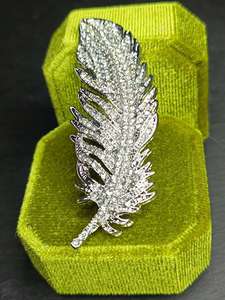 เข็มกลัดขนนกขนาดใหญ่ ดีไซน์หรูหรา เงินแท้ 925 ประดับเพชรโมอิสซาไนต์ เครื่องประดับแฟชั่นสำหรับผู้หญิง เหมาะสำหรับงานปาร์ตี้ ของขวัญ - Product Image 4