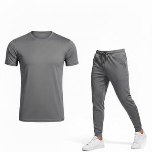 ชุดลำลองผู้ชายสีแดงเบอร์กันดีจาก INDEX APPAREL เสื้อยืดแขนสั้นคอกลมทรงปกติพร้อมกระเป๋าข้าง กางเกงขายาวมีเชือกผูก - Product Image 5