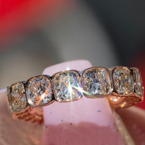 Anillo de Boda Minimalista con Corte Cojín, Geométrico, Plata de Ley 925, Chapado en Oro, Engaste de Bisel, Moissanita, para Mujer/Unisex - Product Image 3