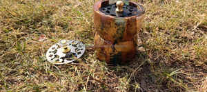 Quemador de Incienso de Resina de Lujo Hecho a Mano Noor Al Oud para Decoración Festiva del Hogar en Ramadán y Eid - Product Image 3