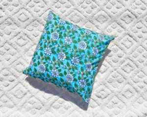 Funda de cojín decorativa de algodón con estampado floral indio tejido a mano, moderna y de primera calidad, funda de cojín de tela premium de alta calidad. - Product Image 1