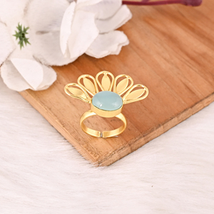 Bague tendance en laiton plaqué or avec calcédoine aqua pour femme, bijou de mode pour mariage et fiançailles - Product Image 3