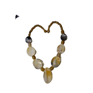 Edición limitada, collar de cuerno de estilo religioso único, diseño de declaración de animales, artesanías naturales exclusivas, joyería de cuerno pulido raro - Product Image 4