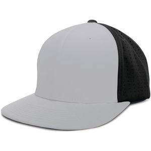 Casquette de baseball snapback en polyester imperméable, découpée au laser, perforée, personnalisée, avec logo sur mesure, fabriquée au Pakistan. - Product Image 2