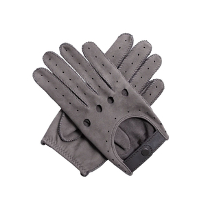 Gants de conduite en cuir perforé respirants unisexes pour la course automobile avec sangle de poignet réglable pour le sport et les activités de plein air à prix abordable - Product Image 3