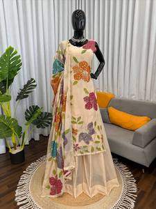 Conjunto de Fiesta Moderno TOP PLAZZO DUPATTA TIBBY de Organza de Seda con Bordado Intrincado de Lentejuelas, Largo hasta la Rodilla, de Secado Rápido - Product Image 5
