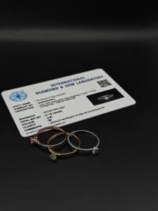 Anillo de Diamantes Naturales de Oro Sólido de 14K y 18K de Alta Calidad |   Joyería Fina de Lujo |   Anillo de Compromiso Minimalista con Diamante Real Certificado - Product Image 5