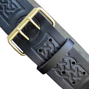 Ceintures de kilt traditionnelles écossaises en cuir 100% de haute qualité pour garçons, motif Thistle Black Belt, fournitures d'usine - Product Image 2