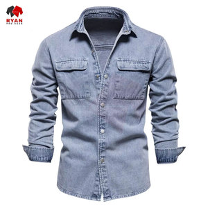 เสื้อแจ็คเก็ตยีนส์ผู้ชายติดกระดุมด้านหน้า ออกแบบเองได้ รับผลิตแบบ OEM ODM สไตล์คลาสสิก แฟชั่นลำลอง - Product Image 2