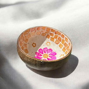 Handmade Coconut Bowl Set With Mother Of Pearl <b>Bee</b> Hive Pattern Durable, Lightweight, Safe For Food Serving, Home Decor and <b>Gift</b> - Product Image 6