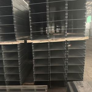 Bandeja para Cables de Aleación de Aluminio y Galvanizada en Caliente al por Mayor de Fábrica: Tipo Canal con Recubrimiento Ignífugo - Product Image 4