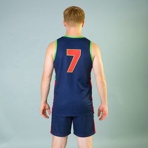 Maillot de basket personnalisé et abordable 100 % polyester respirant, uniforme d'entraînement grande taille, antibactérien - Product Image 2