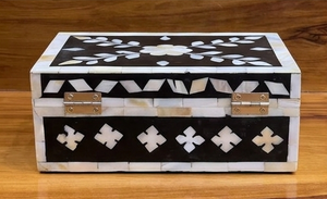 Handmade Black Bone Inlay MDF Wood Jewelry <b>Box</b> Floral Design <b>Small</b> Capacity Luxury Decorative <b>Storage</b> Gift <b>Box</b> for Home Decor - Product Image 4
