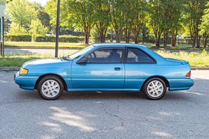 Ford Tempo GLS Coupé de 1992 - Product Image 3
