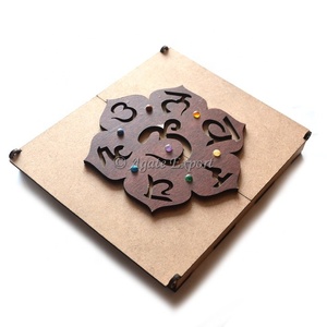 Custom formato logo in legno 7 Chakra set confezione regalo per matrimonio regalo Semi-pietra preziosa artigianale - Product Image 1