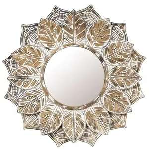 Espejo de pared con marco de metal de lujo, diseño personalizable para el hogar, dormitorio y entrada a un precio económico. - Product Image 2