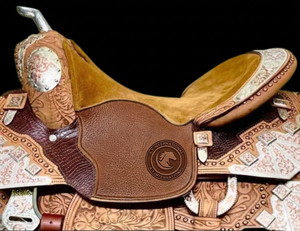 Silla de montar occidental de cuero genuino de alta calidad y personalizable para competición y entrenamiento, fabricada en India. - Product Image 2
