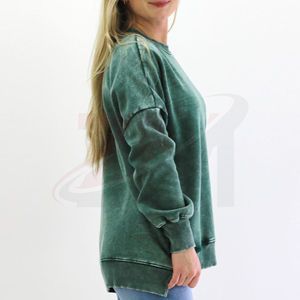 Sudadera de Mujer con Lavado Ácido, Premium, Estilo Vintage, Cuello Redondo, Prenda Casual para un Estilo Moderno, Color Verde Sólido, Tejido de Algodón Lavado - Product Image 2