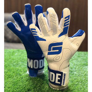Guantes de Portero Slim Fit, Opción Económica sin Sacrificar el Agarre ni la Comodidad, Diseño Enfocado en el Valor - Product Image 1