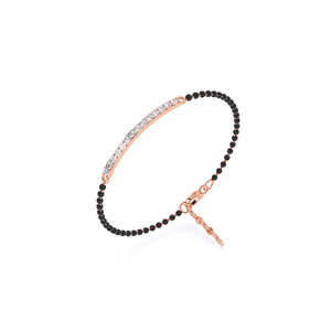 กำไลข้อมือแบบมังกัลสุตรประดับเพชรทรงกลมเพาะเลี้ยงสำหรับสวมใส่ทุกวัน น้ำหนัก 0.41 กะรัต ทำจากทอง 9K สีเหลือง ขาว และโรสโกลด์ - Product Image 1