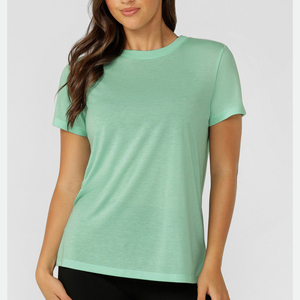 T-shirt imprimé à col rond pour femmes, manches courtes, décontracté, à la mode, pour l'été, à porter au quotidien - Product Image 1