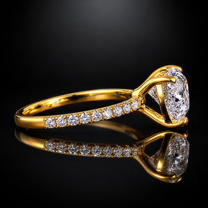 Bague de fiançailles tendance en or jaune massif 14 carats avec diamant taille cœur de 2,5 carats E VVS2 et diamants latéraux, style romantique pour femme - Product Image 2