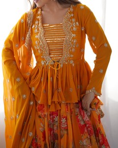 Lehenga Choli imprimé orange avec Koti en Faux Georgette à imprimé numérique et broderie de fils avec sequins, Lehenga Koti avec Choli et Dupatta - Product Image 1