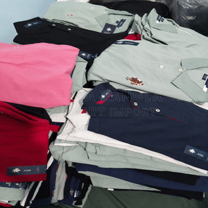 Polo unisexe en coton piqué de haute qualité avec col à revers, vente en gros, surplus d'exportation d'usine du Bangladesh, vente en vrac - Product Image 3