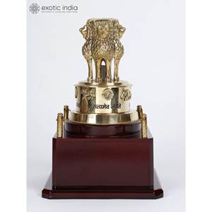 Ashoka Stambh-El emblema nacional de la India Artículo de latón y madera hecho a mano para decoración del hogar y artículos de decoración de oficinas de 9 pulgadas - Product Image 2