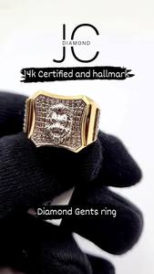 Elegante anillo de oro cultivado en laboratorio con diamantes artificiales para caballeros - Product Image 5