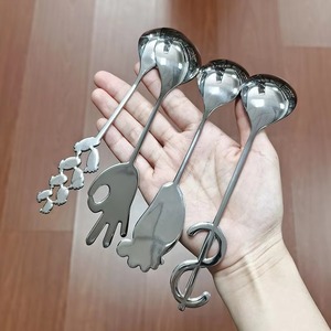 ชุดช้อนส้อมสแตนเลสคุณภาพสูงสำหรับใช้งานในครัวระยะยาว ออกแบบมาเพื่อความสะดวก ทนทาน และมีสไตล์ - Product Image 5