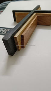 Croix murale décorative en bois faite à la main Symbole religieux élégant pour la maison chrétienne Décoration d'église et article de cadeau de Noël - Product Image 4