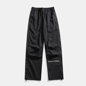 Pantalones de chándal anchos de nailon ligero con cremallera lateral personalizada para hombre, estilo urbano, cortavientos, joggers de hip hop al por mayor - Product Image 3