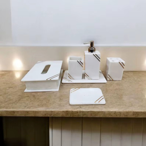 Ensemble de salle de bain en résine artisanale de haute qualité, décoration élégante pour la maison et l'hôtel, prix réduit, style haut de gamme - Product Image 1